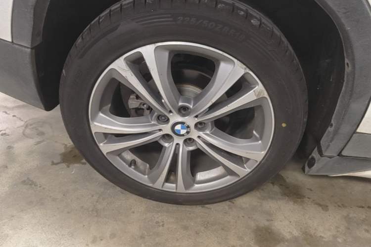 Used BMW X1 2018 xDrive20Li Luxury Model Right Rear Wheel Hub