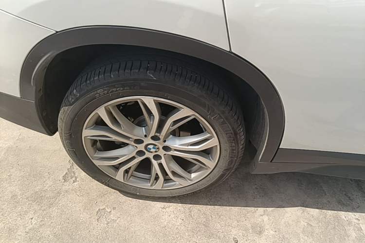 Used BMW X1 2018 sDrive20Li Leading Model Right Rear Wheel Hub