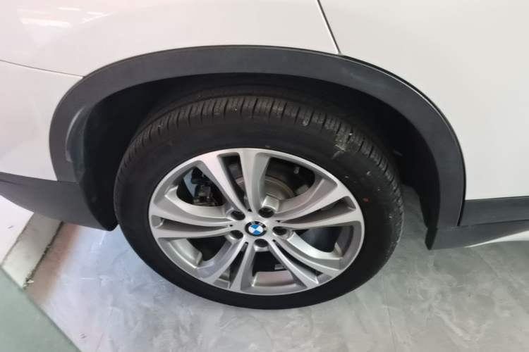 Used BMW X1 2018 xDrive20Li Luxury Model Right Rear Wheel Hub