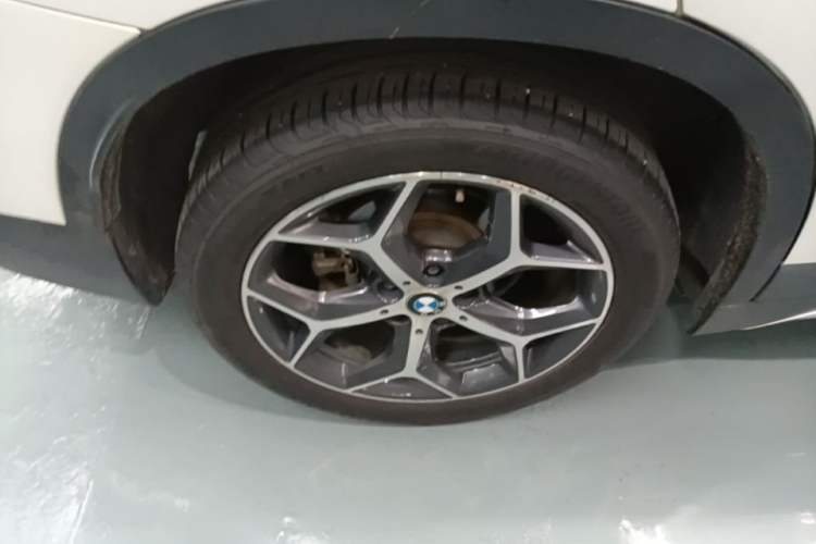 Used BMW X1 2018 xDrive20Li Luxury Edition Right Rear Wheel Hub