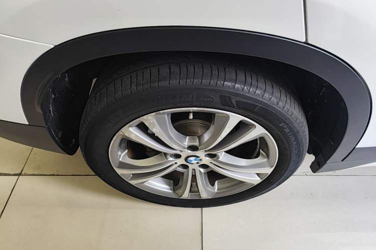 Used BMW X1 2018 sDrive18Li Luxury Model Right Rear Wheel Hub