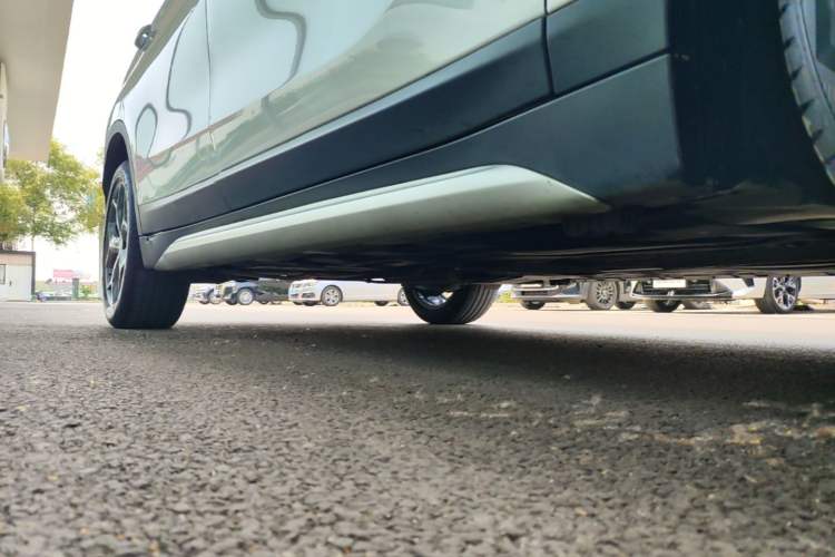 Used BMW X1 2018 sDrive18Li Luxury Model Right Side Sill