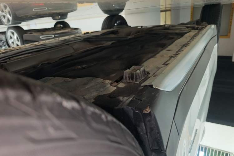 Used BMW X1 2018 sDrive18Li Luxury Model Right Side Sill