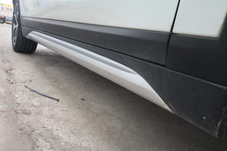 Used BMW X1 2018 sDrive18Li Luxury Model Right Side Sill