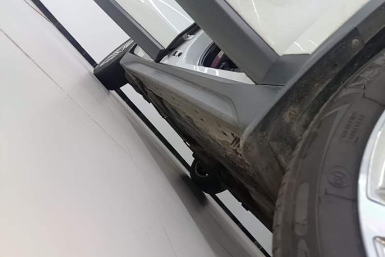 Used BMW X1 2018 sDrive20Li Leading Model Right Side Sill