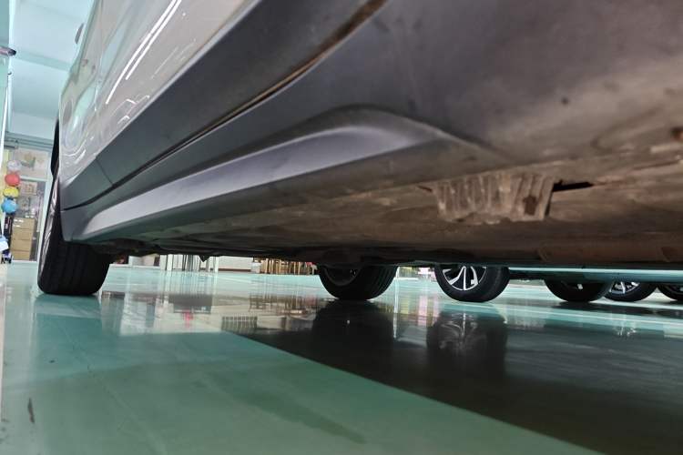 Used BMW X1 2018 sDrive20Li Leading Model Right Side Sill