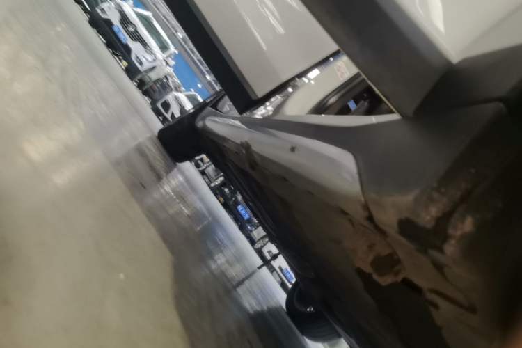 Used BMW X1 2018 xDrive20Li Luxury Model Right Side Sill