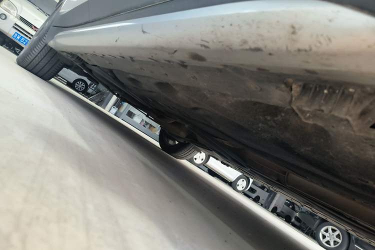 Used BMW X1 2018 sDrive18Li Luxury Model Right Side Sill