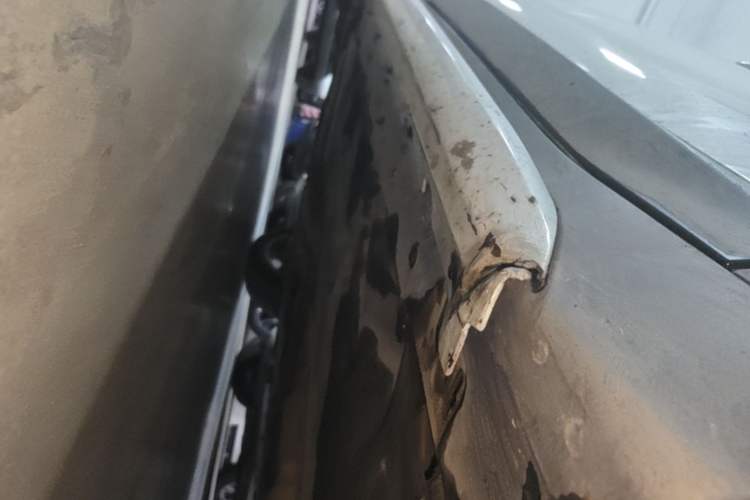 Used BMW X1 2018 xDrive20Li Luxury Model Right Side Sill