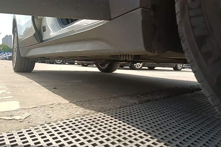 Used BMW X1 2018 sDrive20Li Leading Model Right Side Sill