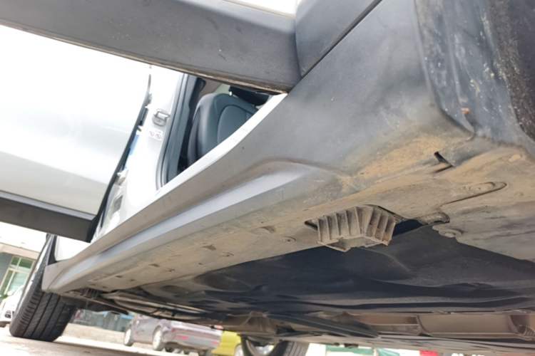 Used BMW X1 2018 sDrive20Li Leading Model Right Side Sill