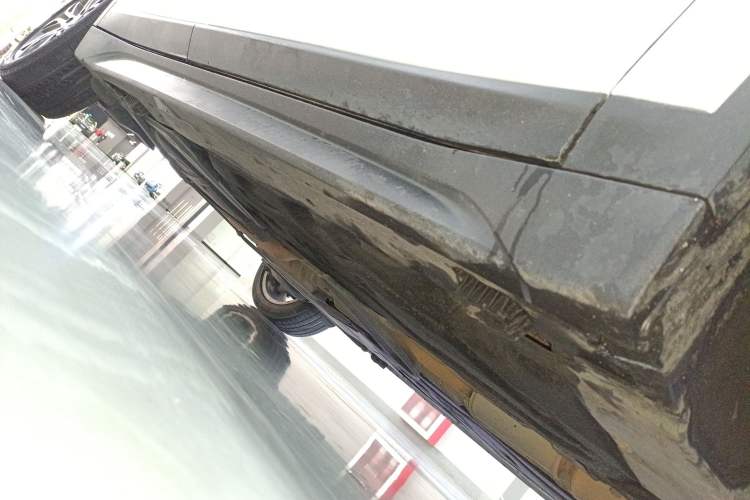 Used BMW X1 2018 sDrive20Li Leading Model Right Side Sill
