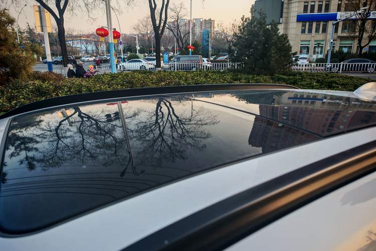 Used BMW X1 2018 sDrive18Li Luxury Model Roof