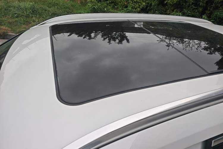 Used BMW X1 2018 sDrive18Li Luxury Model Roof