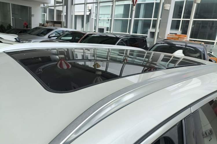 Used BMW X1 2018 sDrive20Li Leading Model Roof