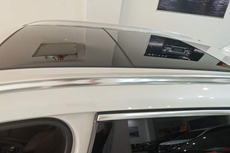 Used BMW X1 2018 sDrive18Li Luxury Model Roof