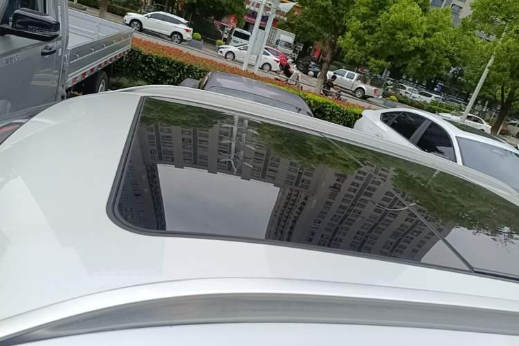 Used BMW X1 2018 sDrive20Li Leading Model Roof
