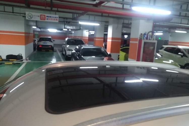 Used BMW X1 2018 sDrive20Li Leading Model Roof