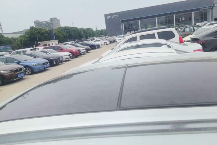 Used BMW X1 2018 sDrive20Li Leading Model Roof