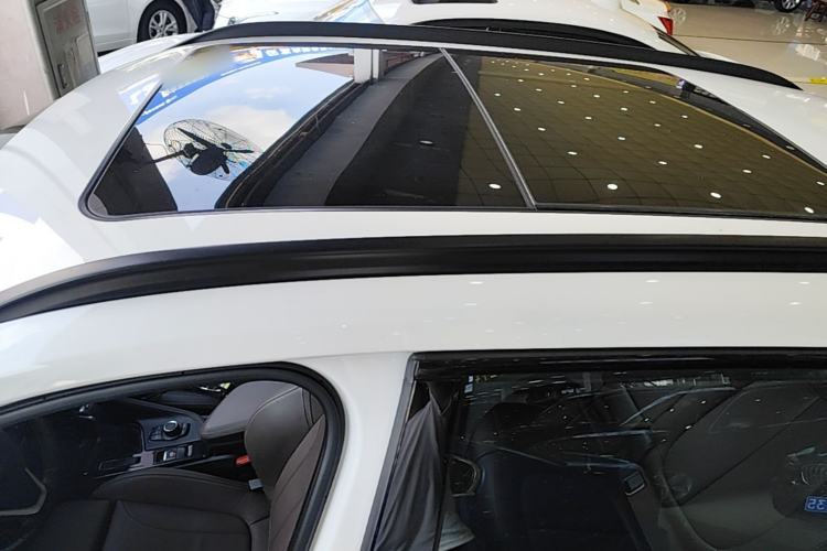 Used BMW X1 2018 sDrive18Li Luxury Model Roof