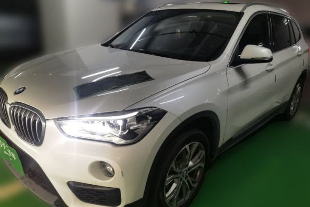 Ojetý BMW X1 2018 sDrive20Li Leading Model