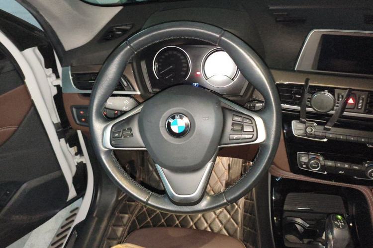 Used BMW X1 2018 sDrive18Li Luxury Model Steering Wheel