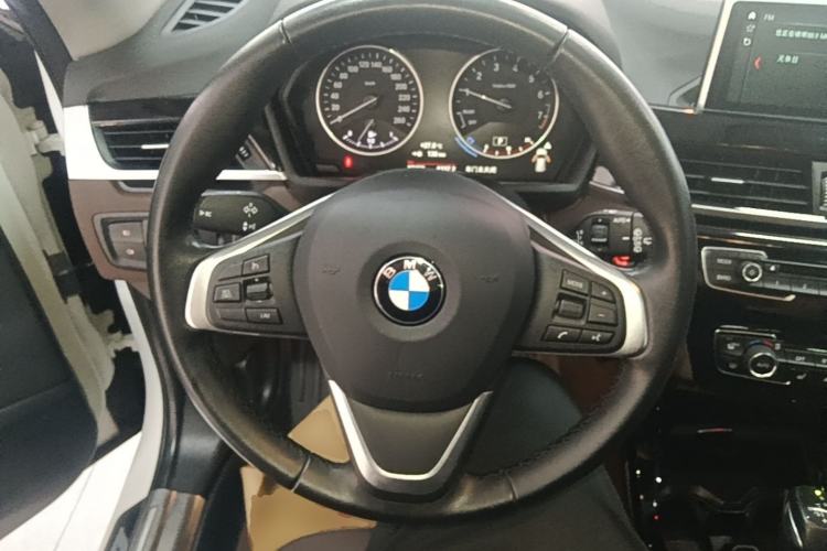 Used BMW X1 2018 xDrive20Li Luxury Model Steering Wheel