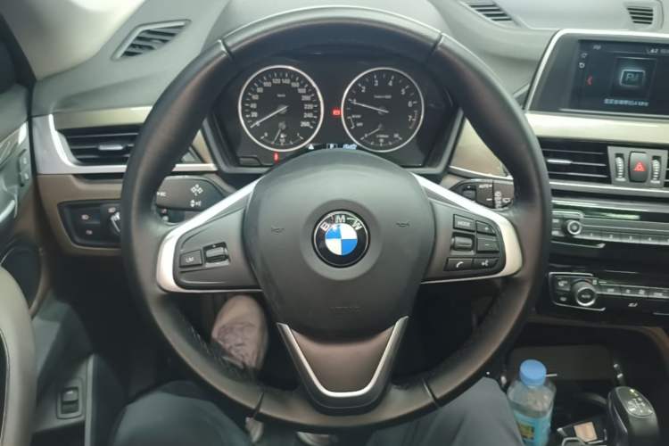 Used BMW X1 2018 sDrive18Li Luxury Model Steering Wheel