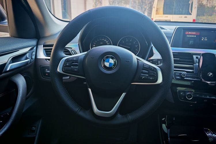 Used BMW X1 2018 sDrive18Li Luxury Model Steering Wheel