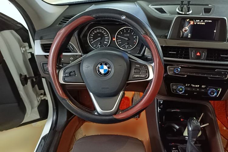 Used BMW X1 2018 sDrive18Li Luxury Model Steering Wheel
