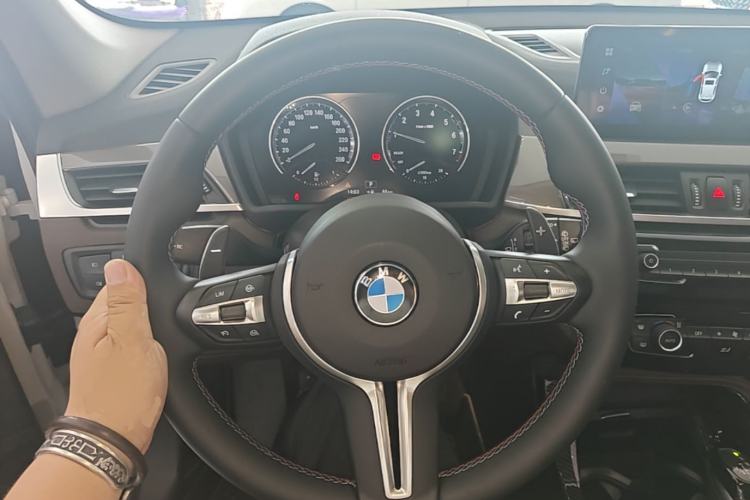 Used BMW X1 2018 sDrive18Li Luxury Model Steering Wheel