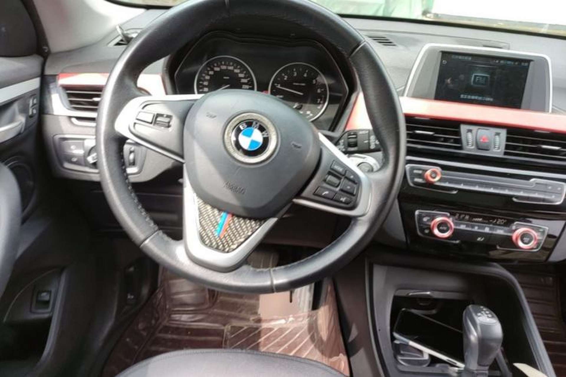 Used BMW X1 2018 sDrive20Li Leading Model Steering Wheel
