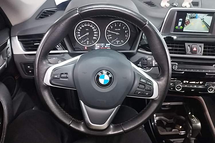 Used BMW X1 2018 sDrive18Li Luxury Model Steering Wheel