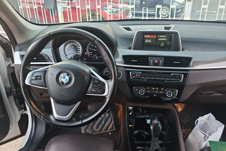 Used BMW X1 2018 sDrive18Li Luxury Model Steering Wheel