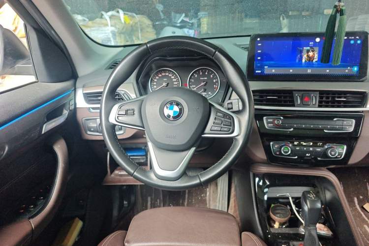 Used BMW X1 2018 sDrive18Li Luxury Model Steering Wheel