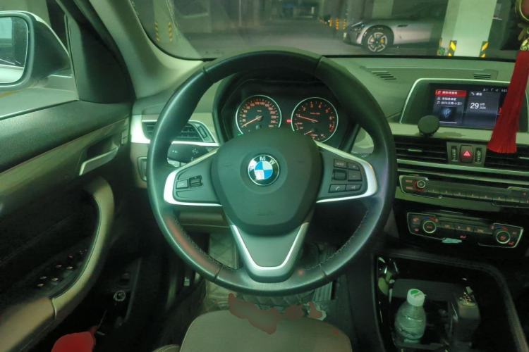 Used BMW X1 2018 sDrive18Li Luxury Model Steering Wheel