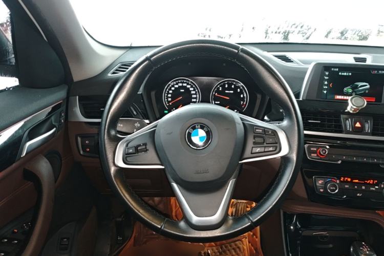 Used BMW X1 2018 sDrive18Li Luxury Model Steering Wheel