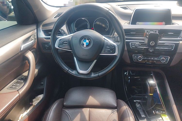 Used BMW X1 2018 xDrive20Li Luxury Edition Steering Wheel