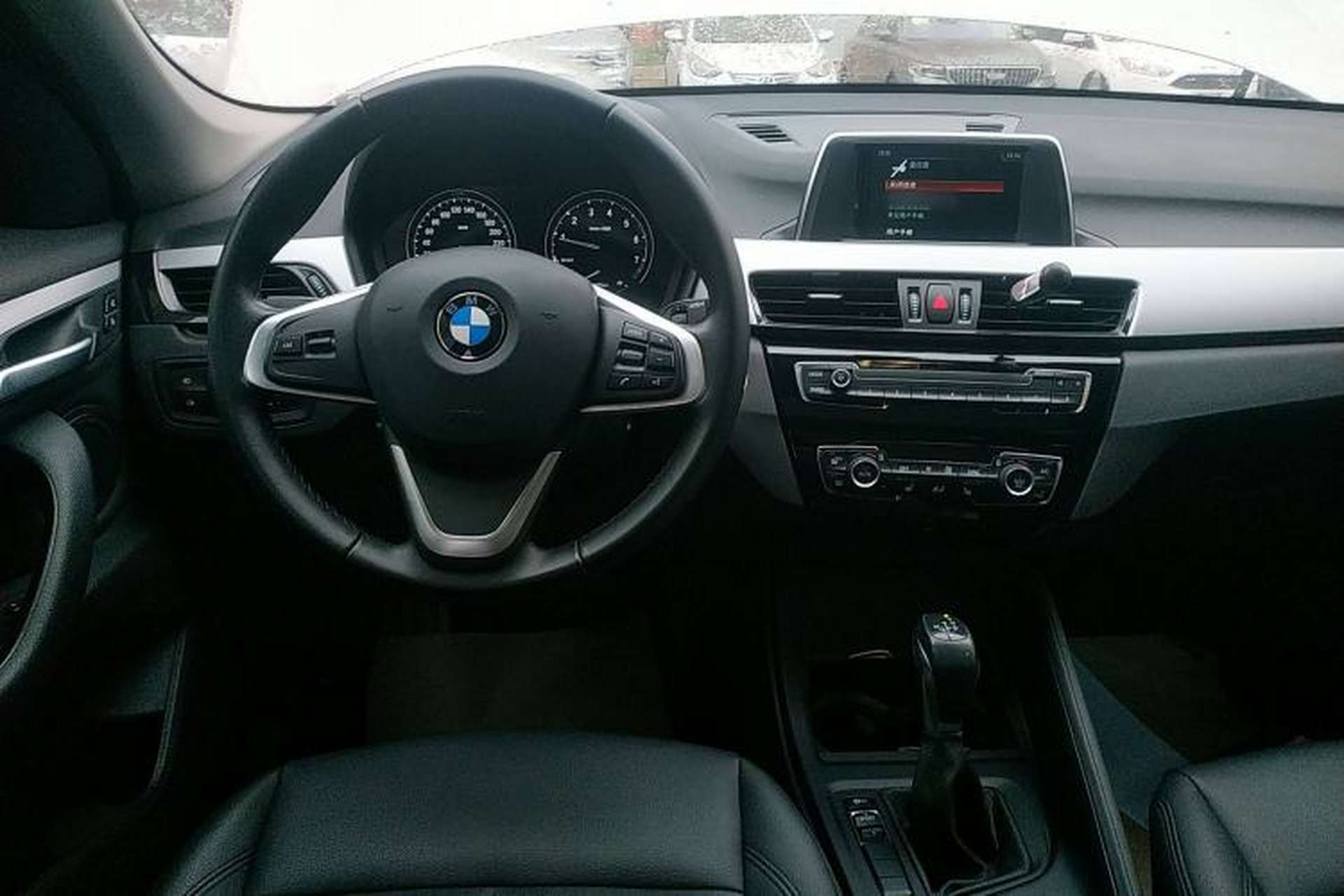 Used BMW X1 2018 sDrive18Li Fashion Model Steering Wheel