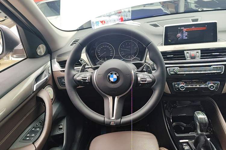 Used BMW X1 2018 sDrive18Li Luxury Model Steering Wheel