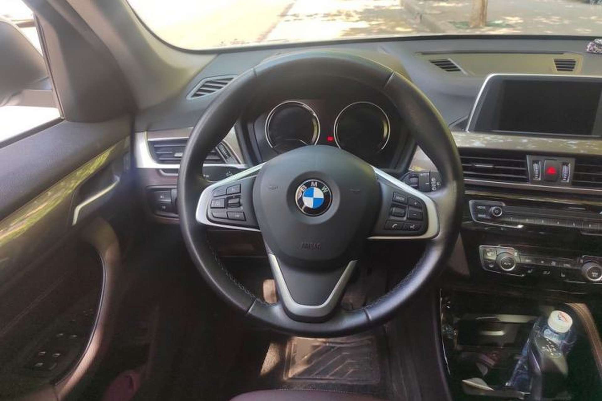 Used BMW X1 2018 sDrive18Li Luxury Model Steering Wheel