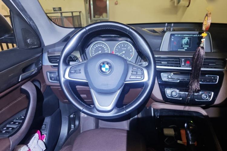 Used BMW X1 2018 sDrive18Li Luxury Model Steering Wheel