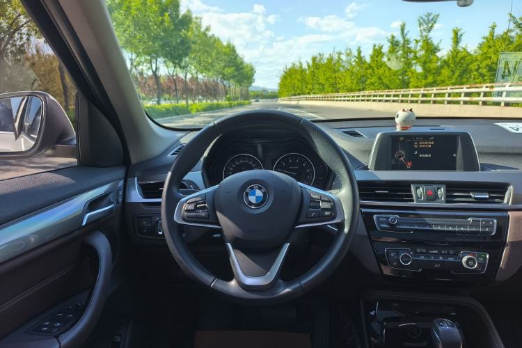 Used BMW X1 2018 sDrive18Li Luxury Model Steering Wheel