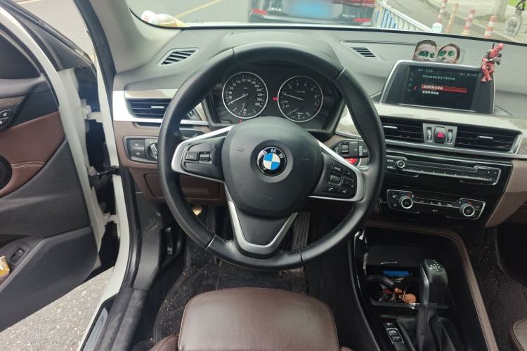 Used BMW X1 2018 sDrive18Li Luxury Model Steering Wheel