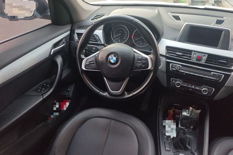 Used BMW X1 2018 sDrive20Li Leading Model Steering Wheel