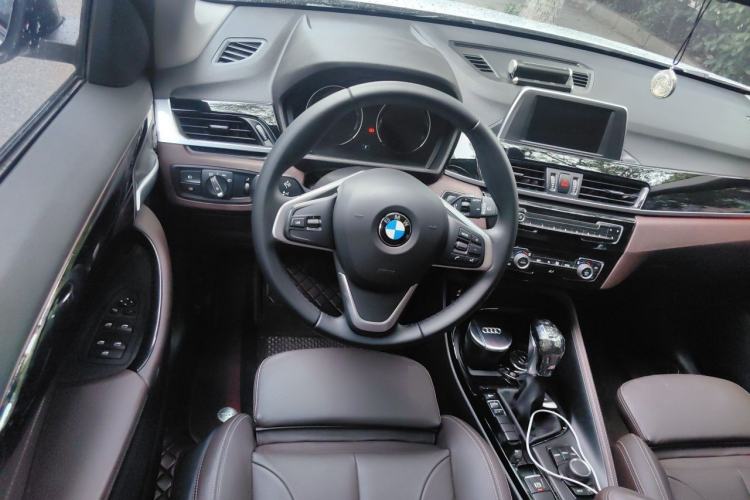 Used BMW X1 2018 sDrive18Li Luxury Model Steering Wheel