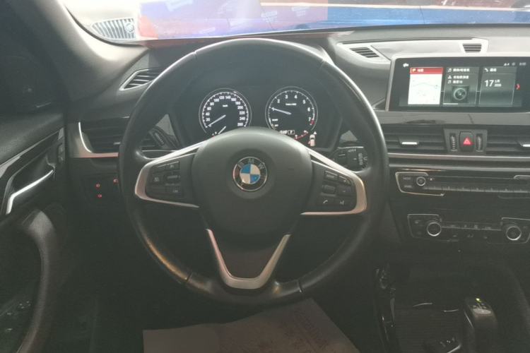 Used BMW X1 2018 xDrive20Li Luxury Model Steering Wheel