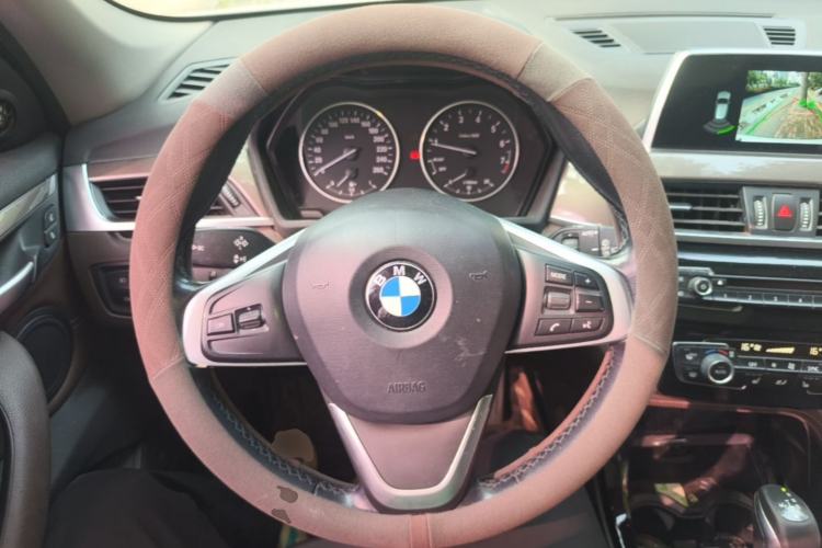 Used BMW X1 2018 xDrive20Li Luxury Edition Steering Wheel