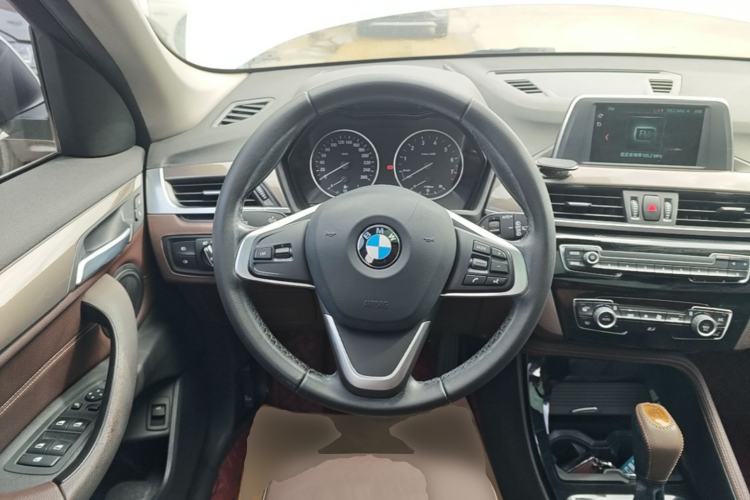 Used BMW X1 2018 sDrive18Li Luxury Model Steering Wheel