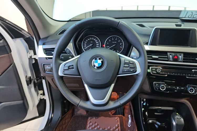 Used BMW X1 2018 sDrive18Li Luxury Model Steering Wheel